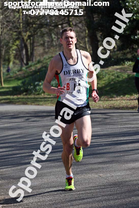 Senior mens Northern 12 Stage Road Relay Champs., Birkenhead Park. Photo: David T. Hewitson/Sports for All Pics